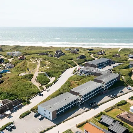 Til 4 Personer I Henne Sj3119 * Henne Strand